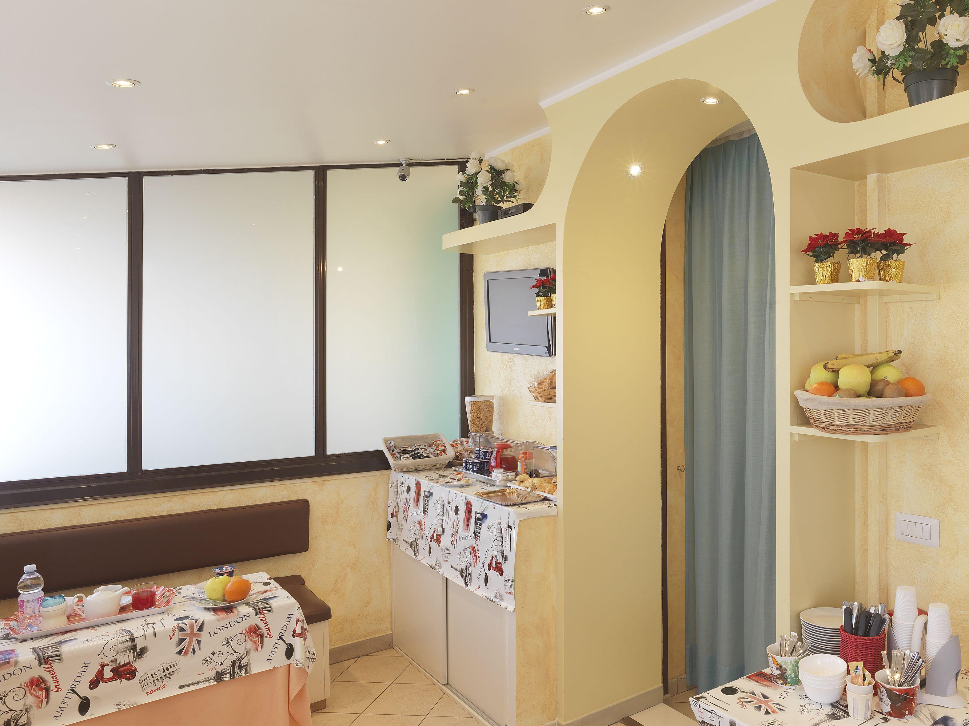 Hotel Arco Romana — Foto 3